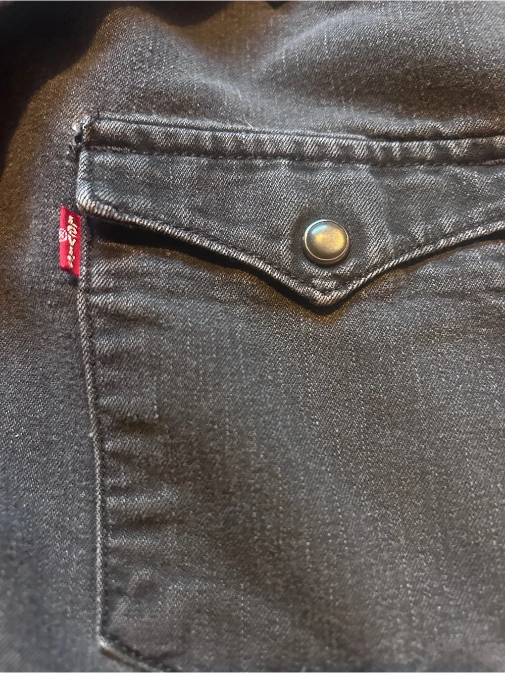 Men's Levi’s black chambray western button up shirt
